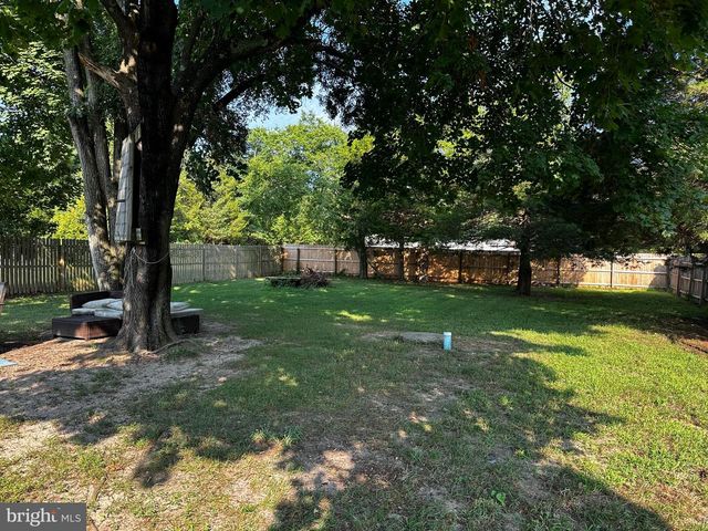 387 MAIN ST, West Creek, NJ 08092
