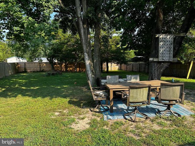 387 MAIN ST, West Creek, NJ 08092