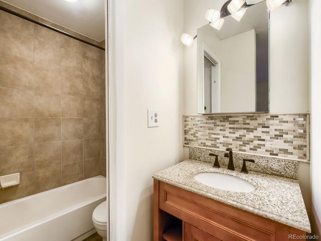 5875 E Iliff Avenue 318, Denver, CO 80222