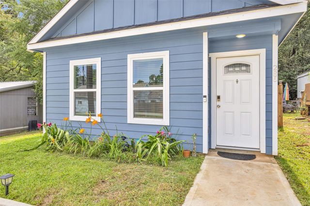 286 Westchase, Montgomery, TX 77316