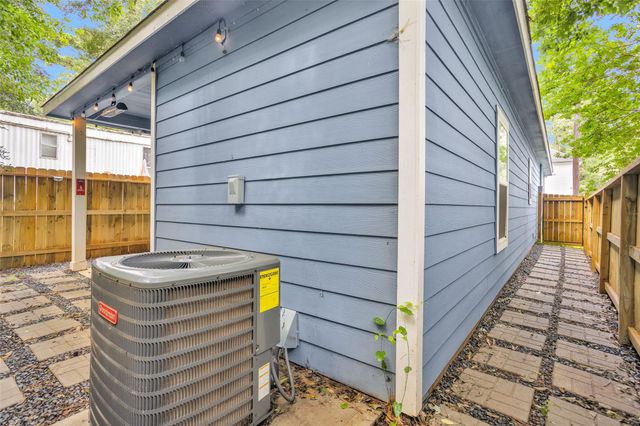 286 Westchase, Montgomery, TX 77316