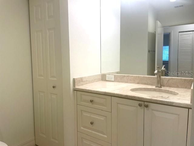 554 SUTTON PLACE 554, Longboat Key, FL 34228