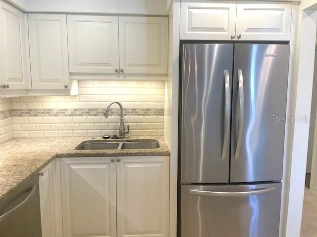 554 SUTTON PLACE 554, Longboat Key, FL 34228