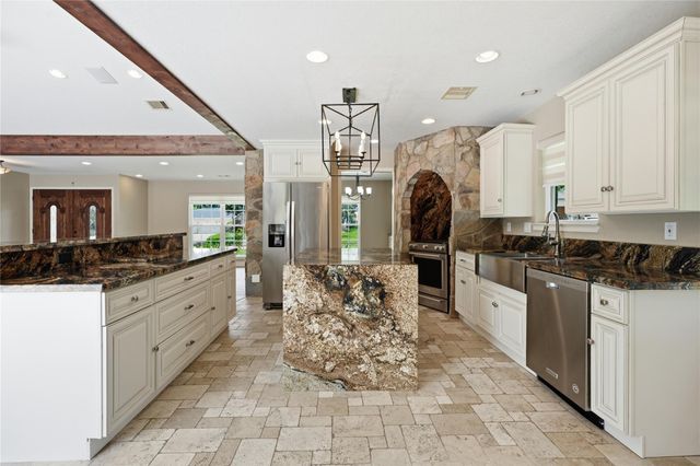 1901 Acacia Street, League City, TX 77573