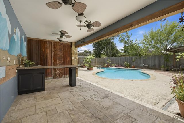 1901 Acacia Street, League City, TX 77573