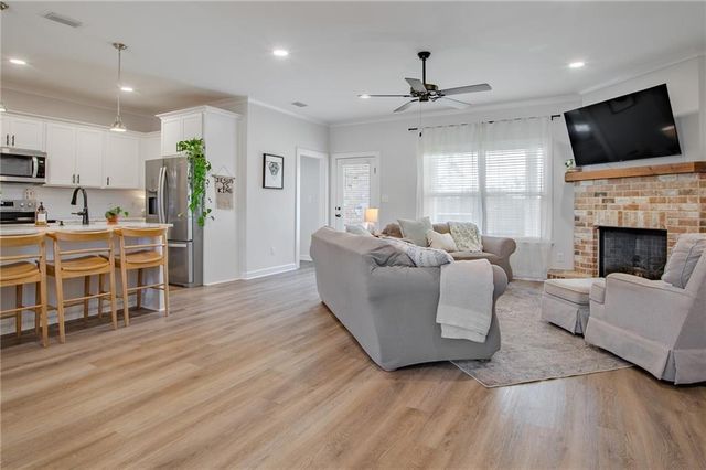 10070 Desiree Court S, Mobile, AL 36582