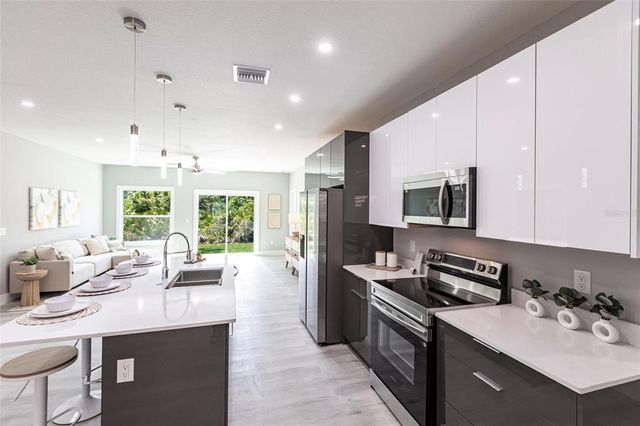 19160 RUSKIN AVENUE, Port Charlotte, FL 33954