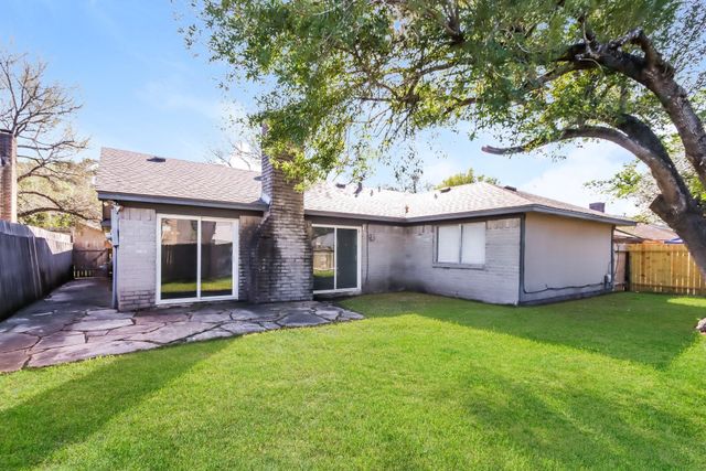 5327 Enchanted Mist Drive, Humble, TX 77346