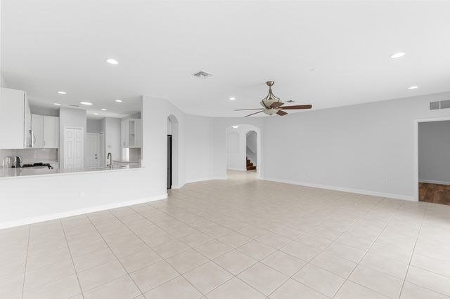 10557 Galleria Street, Wellington, FL 33414