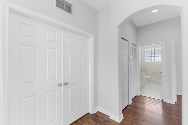 10557 Galleria Street, Wellington, FL 33414