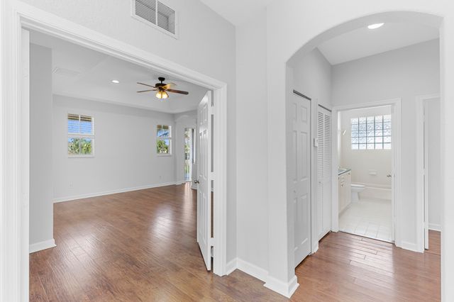 10557 Galleria Street, Wellington, FL 33414