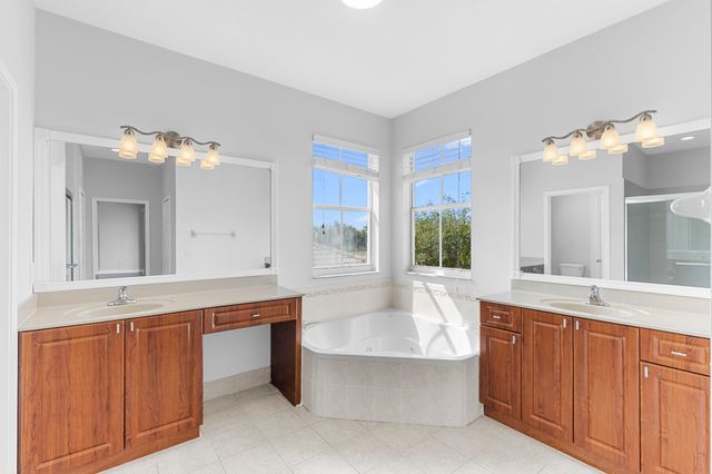 10557 Galleria Street, Wellington, FL 33414