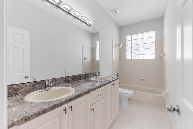 10557 Galleria Street, Wellington, FL 33414