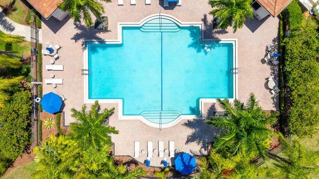 10557 Galleria Street, Wellington, FL 33414