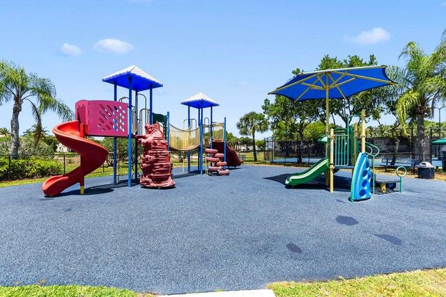 10557 Galleria Street, Wellington, FL 33414