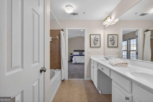 702 Acampora Drive, Woodstock, GA 30188