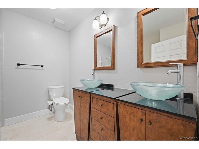 6000 W Floyd Ave 209, Denver, CO 80227