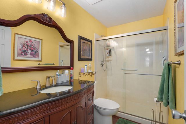 5727 S State Highway Ff, Battlefield, MO 65619