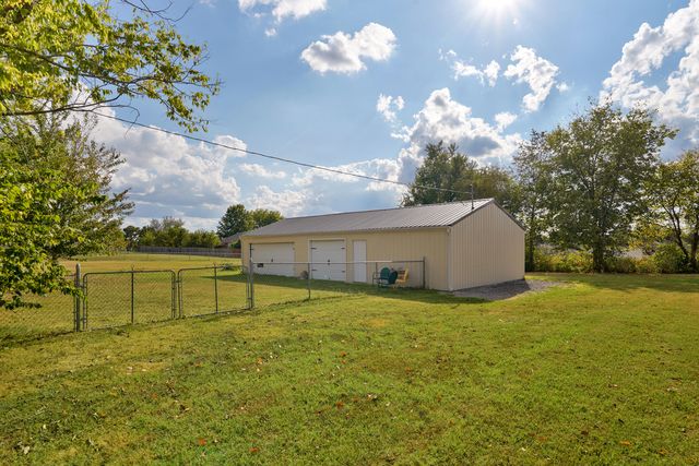 5727 S State Highway Ff, Battlefield, MO 65619