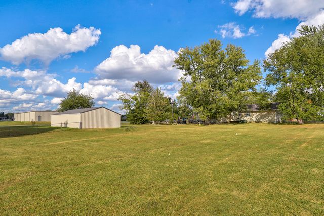 5727 S State Highway Ff, Battlefield, MO 65619