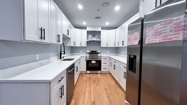 585 Washington St 0202, Quincy, MA 02169