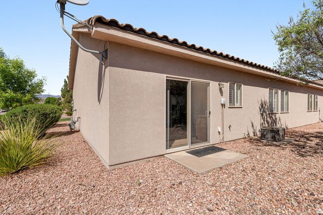 447 N 2480 W, Hurricane, UT 84737