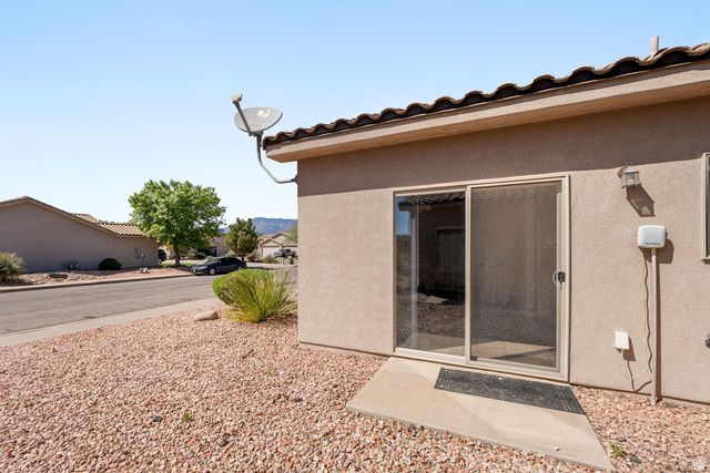 447 N 2480 W, Hurricane, UT 84737