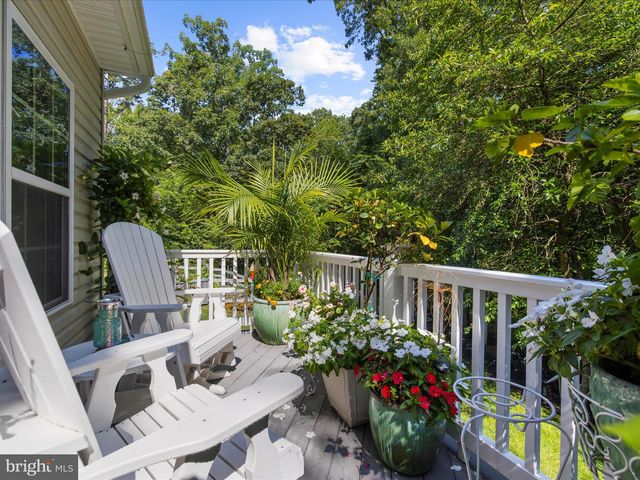 8110 LAURNICK DR, Glen Burnie, MD 21060