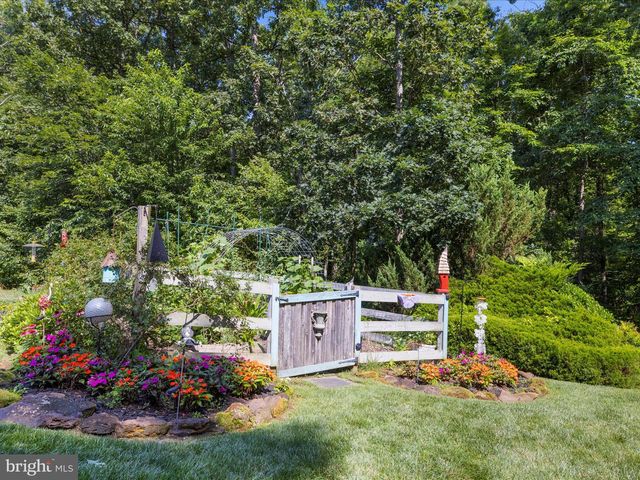 8110 LAURNICK DR, Glen Burnie, MD 21060