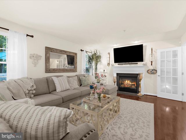 8110 LAURNICK DR, Glen Burnie, MD 21060