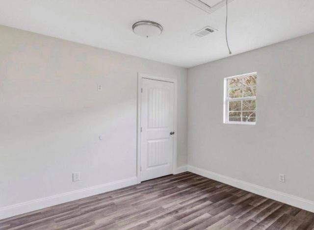 116 Trahan, Ames, TX 77575