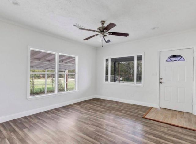 116 Trahan, Ames, TX 77575