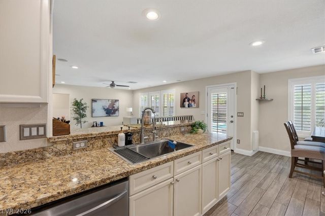 969 Pleasing Plateau Street, Henderson, NV 89002