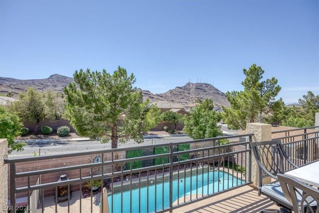 969 Pleasing Plateau Street, Henderson, NV 89002
