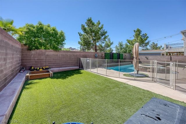 969 Pleasing Plateau Street, Henderson, NV 89002