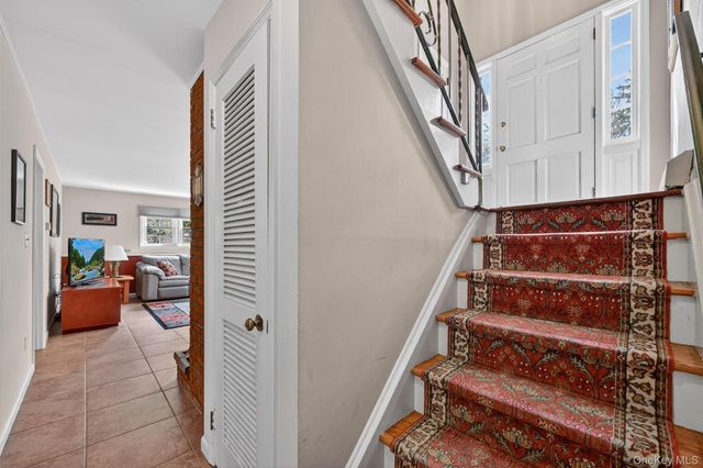 20 Prides Crossing, New City, NY 10956