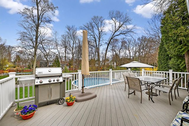 20 Prides Crossing, New City, NY 10956