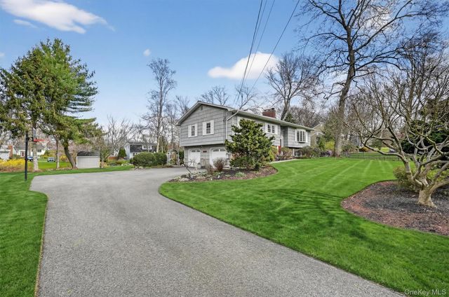 20 Prides Crossing, New City, NY 10956
