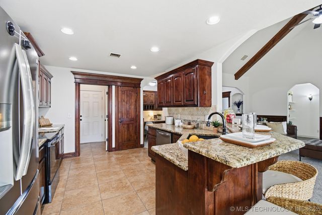 9214 N 143rd East Avenue, Owasso, OK 74055