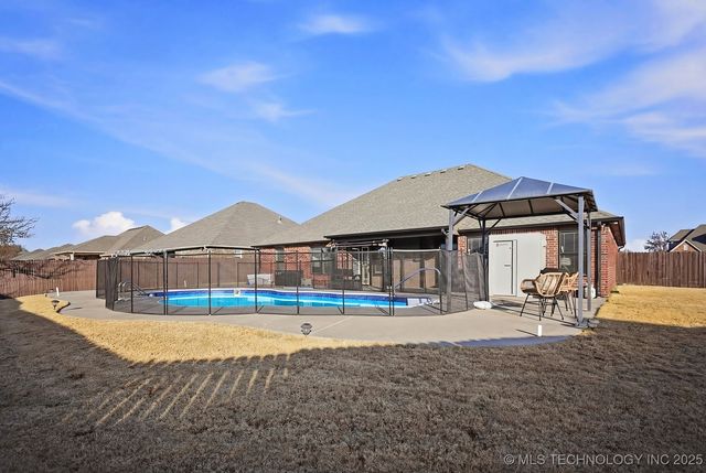 9214 N 143rd East Avenue, Owasso, OK 74055