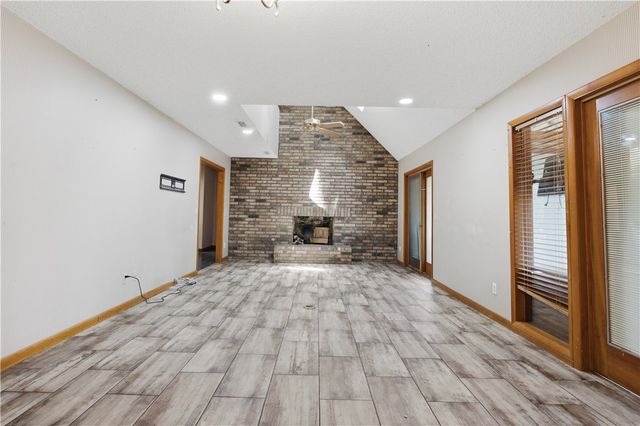 2414 Sherwood Lane, Fayetteville, AR 72703