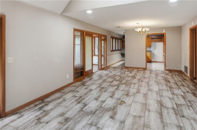 2414 Sherwood Lane, Fayetteville, AR 72703