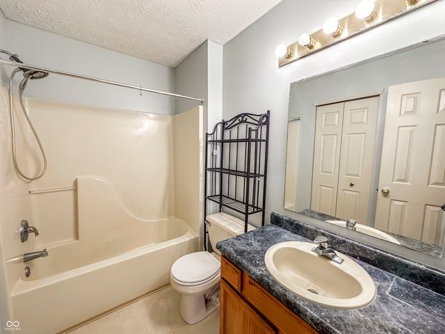 5711 Thompson Park Boulevard, Indianapolis, IN 46237