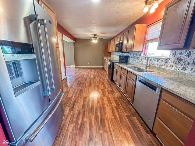 5711 Thompson Park Boulevard, Indianapolis, IN 46237