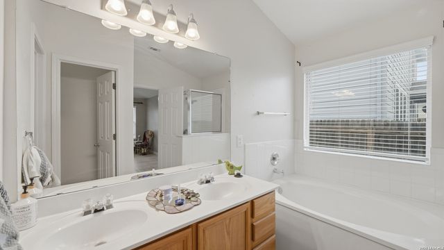 3430 Whisper, Schertz, TX 78108