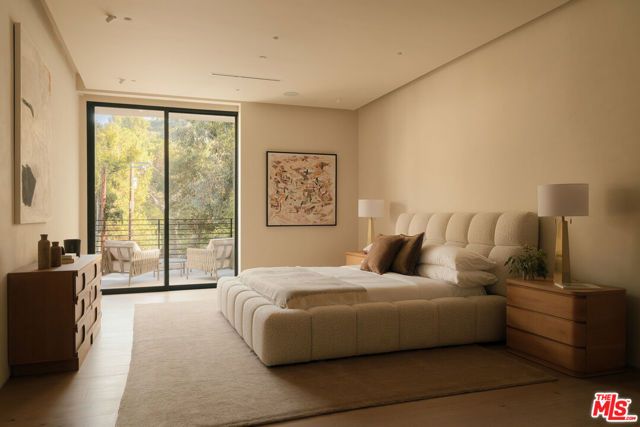 2630 Algodon Court, Los Angeles, CA 90046