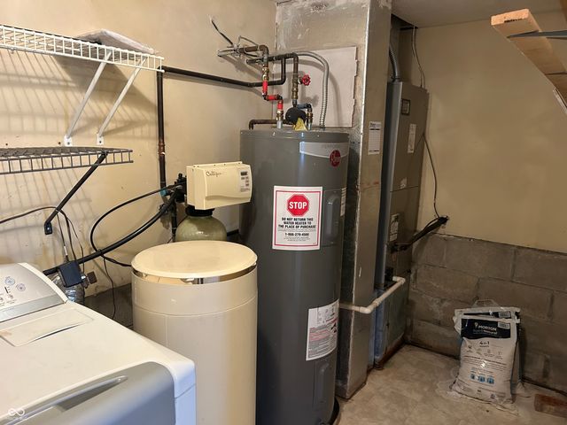 11018 Waterfield Lane, Indianapolis, IN 46235