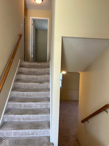 11018 Waterfield Lane, Indianapolis, IN 46235