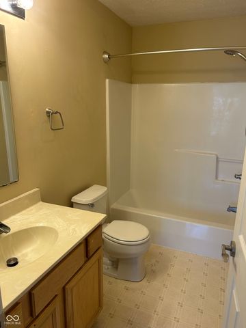 11018 Waterfield Lane, Indianapolis, IN 46235