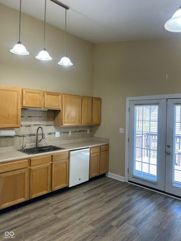 11018 Waterfield Lane, Indianapolis, IN 46235